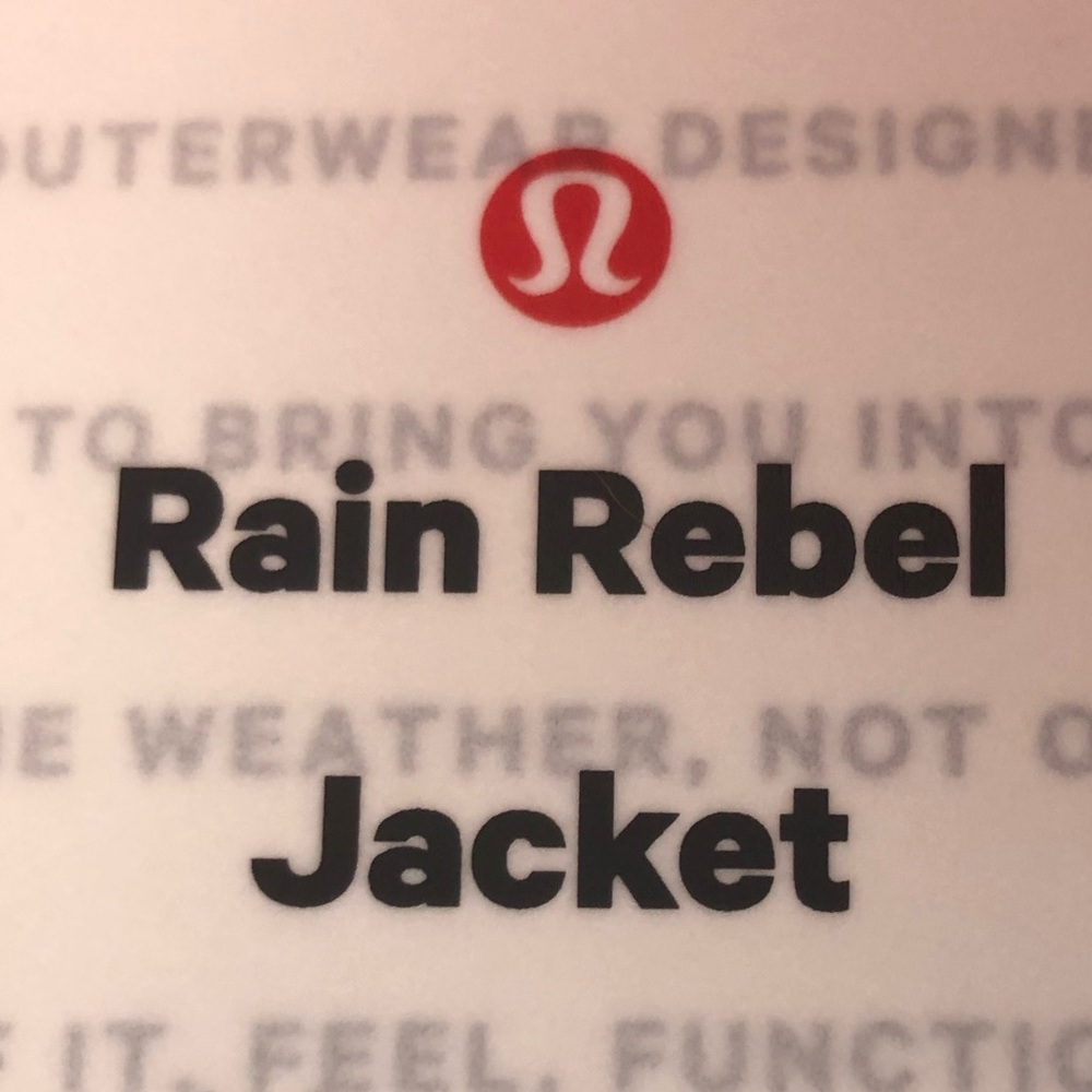 NWT Lululemon Rain Rebel Jacket Carnation Szs 0-8 - Picture 4 of 13